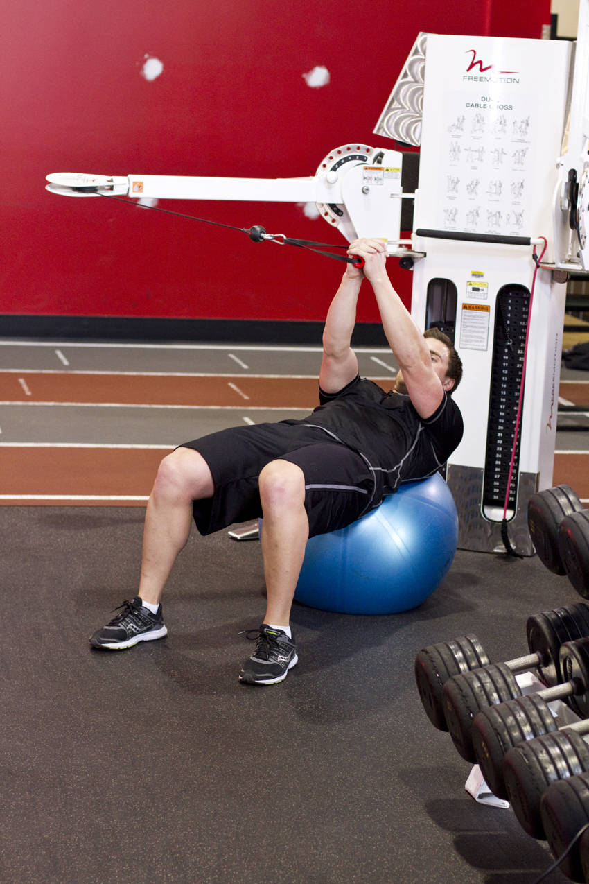 How to perform the Cable Russian Twists exercise