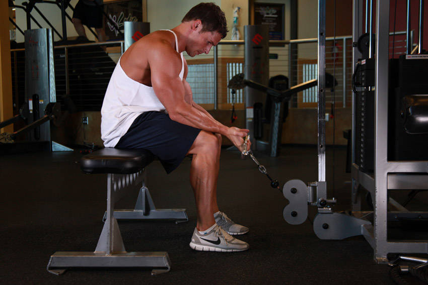 How to perform the Cable Wrist Curl exercise