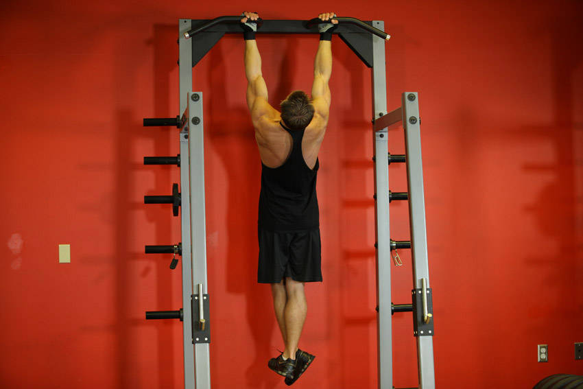 How to perform the Gironda Sternum Chins exercise