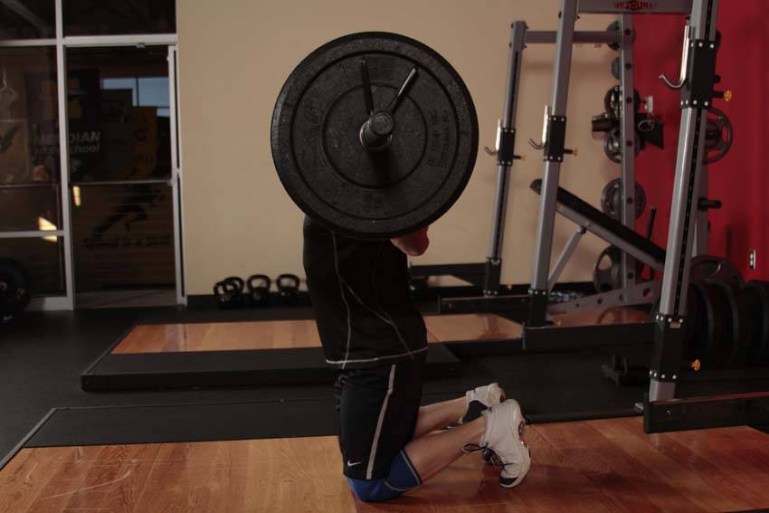 How to perform the Kneeling Jump Squat exercise