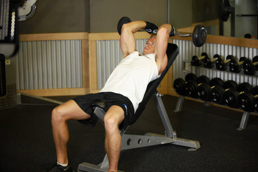 How to perform the Incline Barbell Triceps Extension exercise