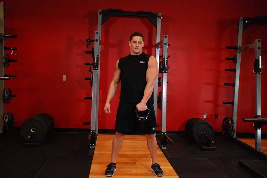 How to perform the One-Arm Kettlebell Swings exercise