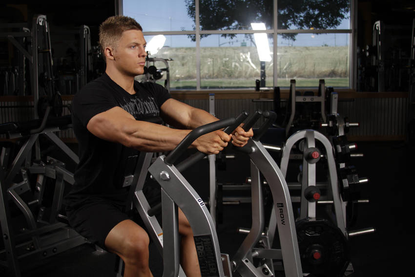 How to perform the Leverage Iso Row exercise