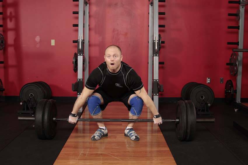 How to perform the Snatch Pull exercise