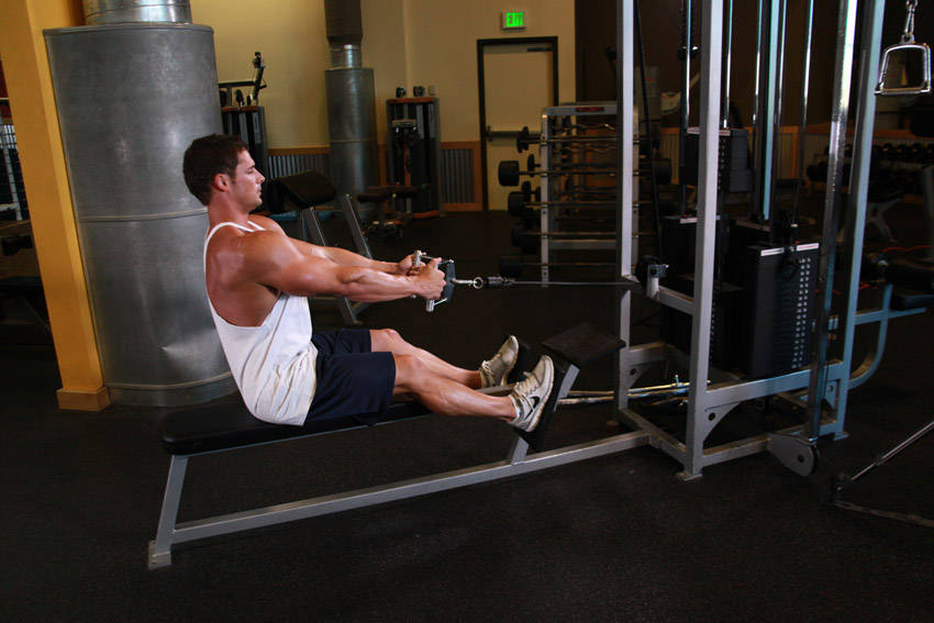 How to perform the Seated Cable Rows exercise
