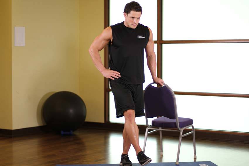 How to perform the Side Leg Raises exercise