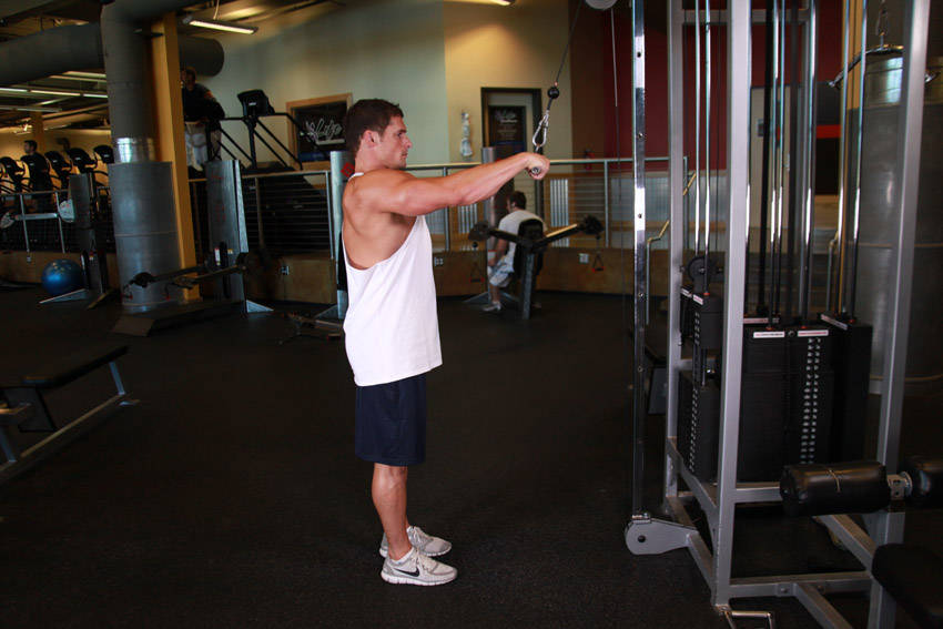 How to perform the Straight-Arm Pulldown exercise