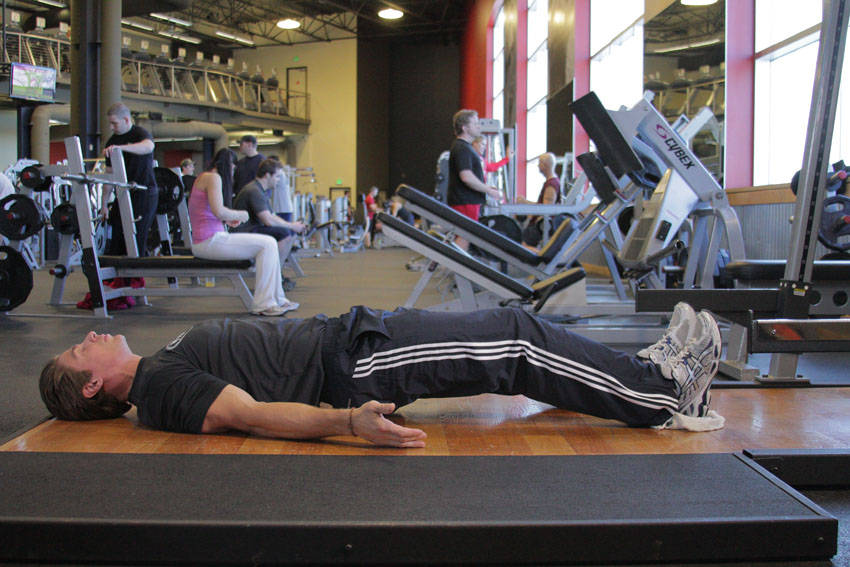 How to perform the Platform Hamstring Slides exercise