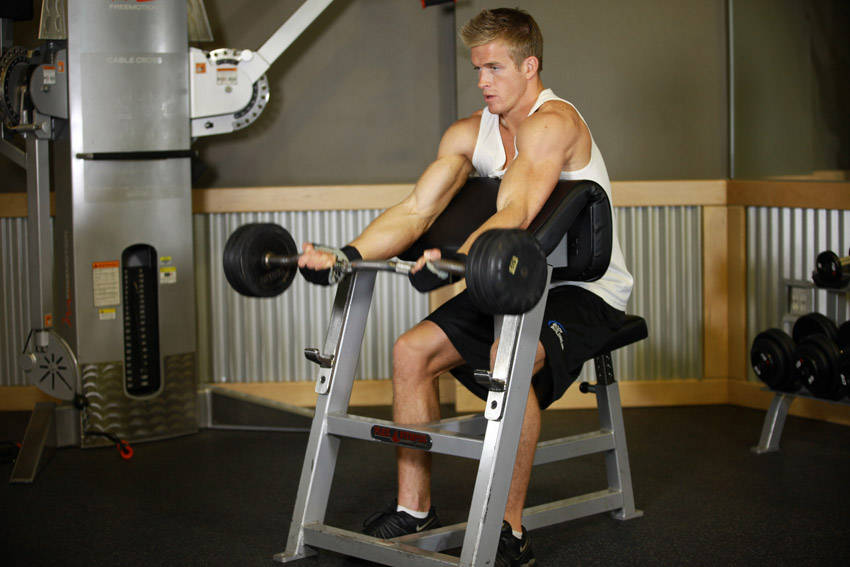 How to perform the Preacher Curl exercise