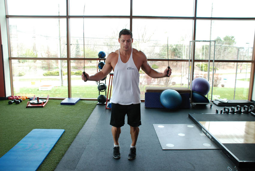 How to perform the Rope Jumping exercise
