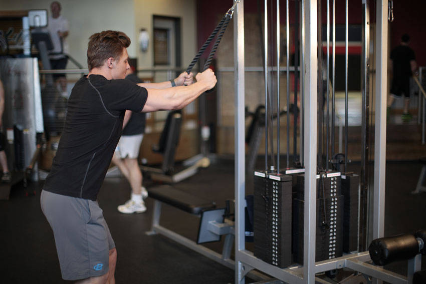 How to perform the Rope Straight-Arm Pulldown exercise