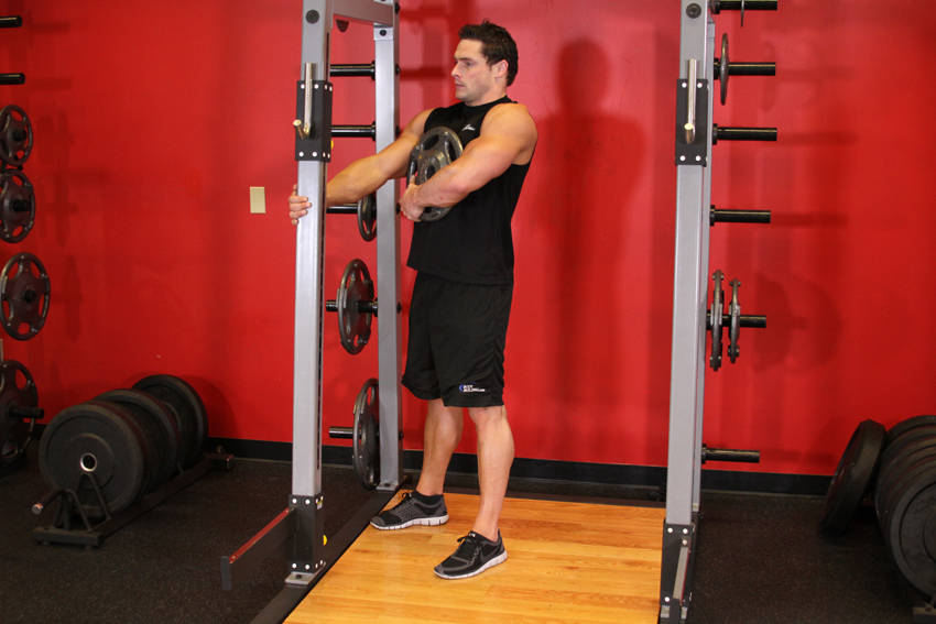 How to perform the Weighted Sissy Squat exercise